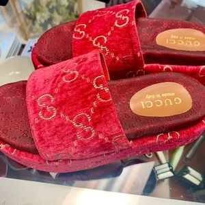 Gucci sandals